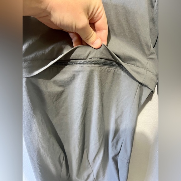 Columbia Convertible Zip-Off Hiking Pant + Short - Size Medium (30") - Picture 9 of 14